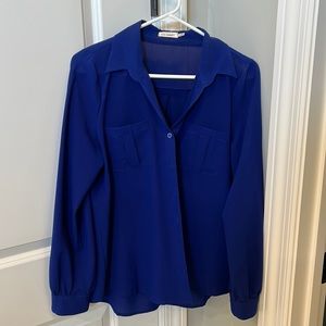 Blu pepper button up top Size Large